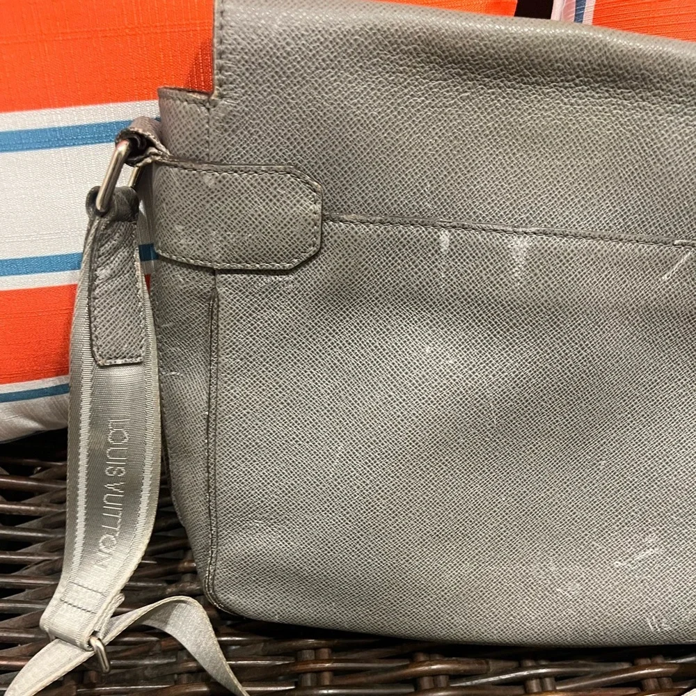 Louis Vuitton louis vuitton